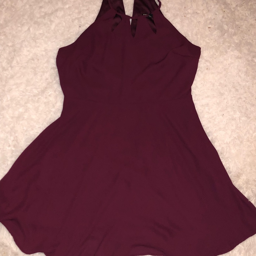 Maroon dress express dive 12